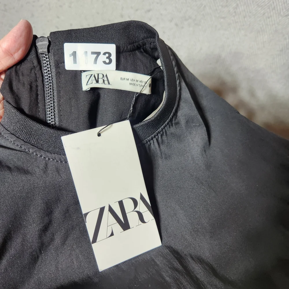 Zara Size Medium Black Sleeveless Balloon Women's Top New With Tags - Picture 4 of 9